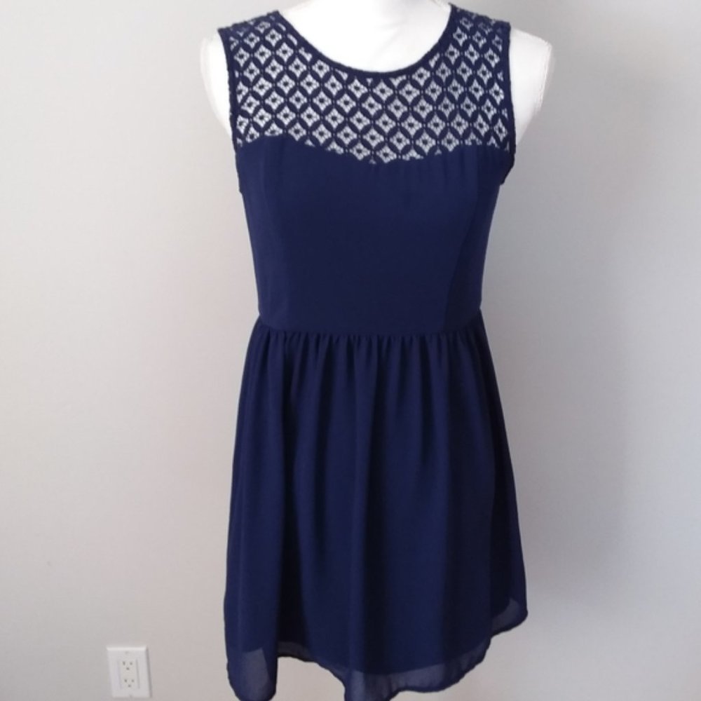 Bundle of 9 Dresses  All Size Medium by Great Designers - Picture 3 of 10
